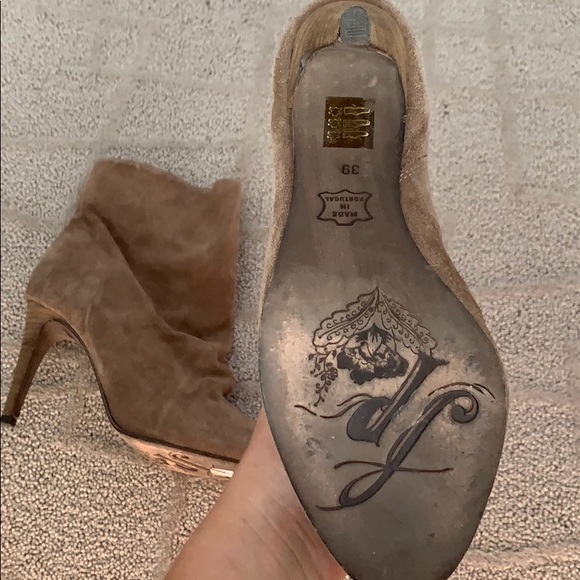 Free People suede heeled boot. - Picture 3 of 4